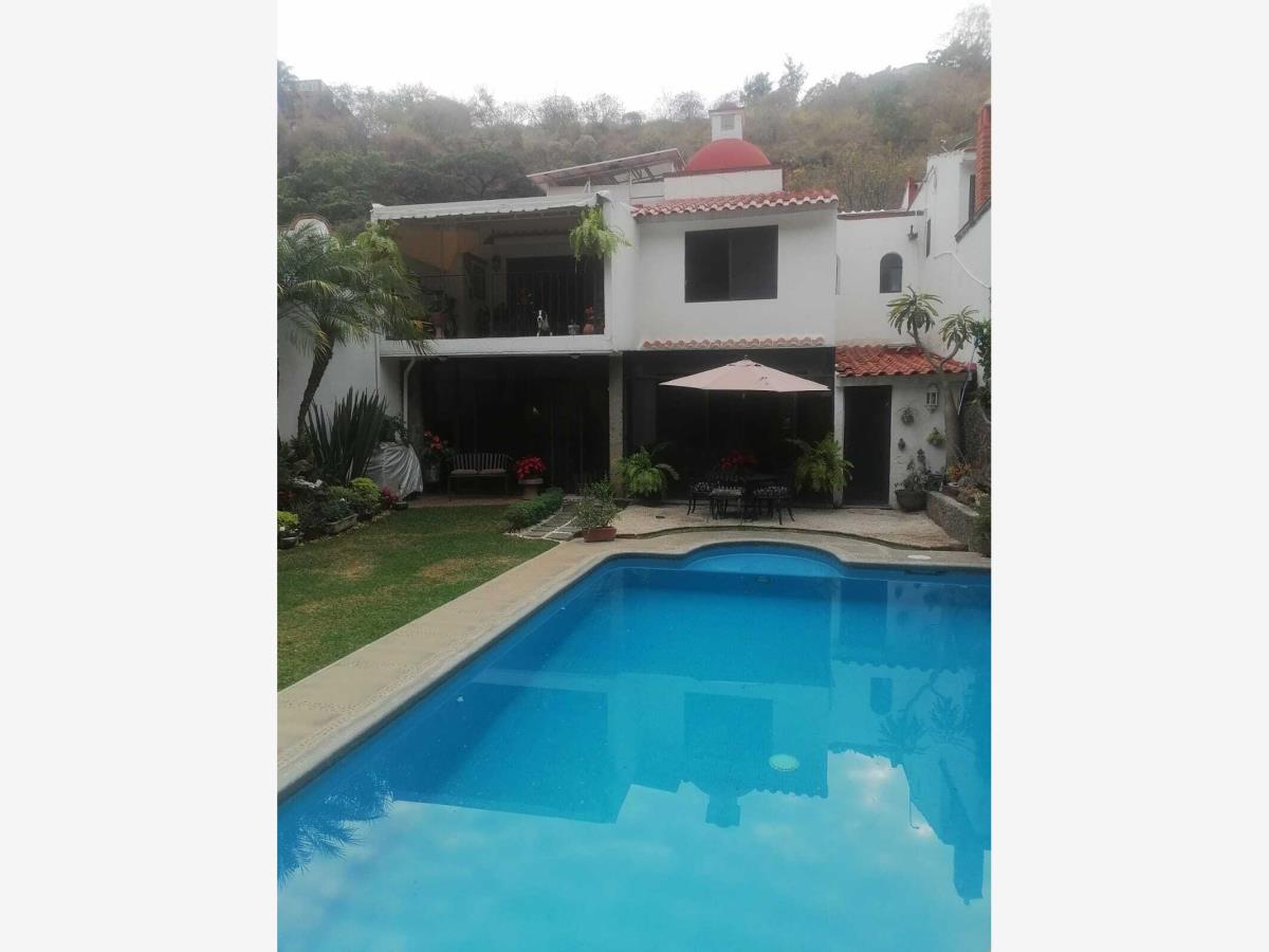 Casa en venta en Lomas de Atzingo, Cuernavaca — foto 1 de 28