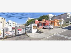 Departamento en remate en Villas de Santiago, Querétaro, Querétaro