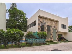 Casa en venta en Lomas de Cuernavaca, Temixco — foto 2 de 35