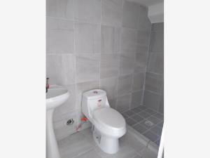 Casa en venta en Medellín, Medellín de Bravo — foto 2 de 16