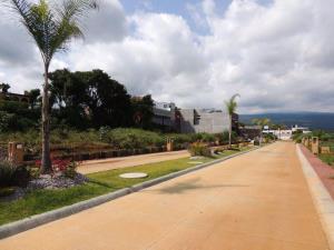 Terreno en venta en Lomas de Ahuatlán, Cuernavaca — foto 2 de 12