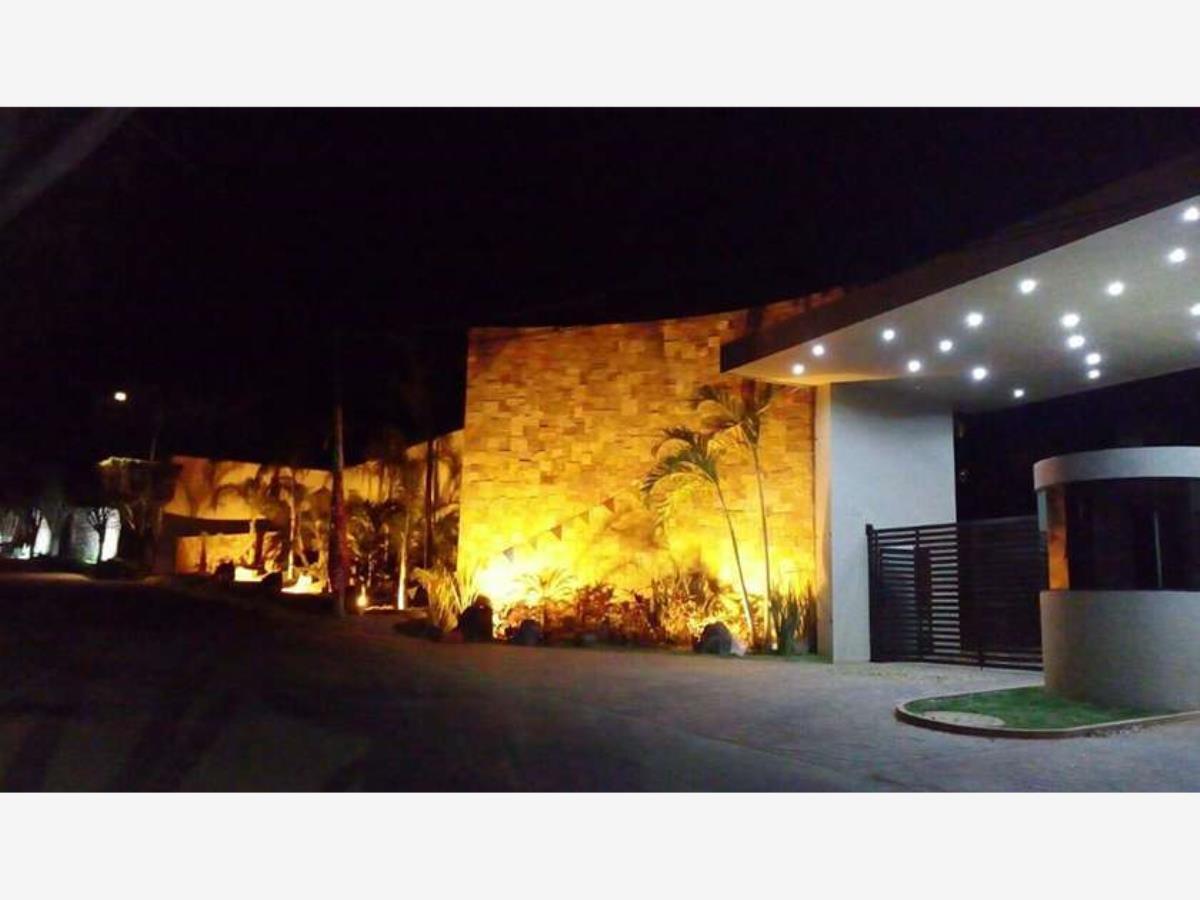 Terreno en venta en Lomas de Ahuatlán, Cuernavaca — foto 1 de 13