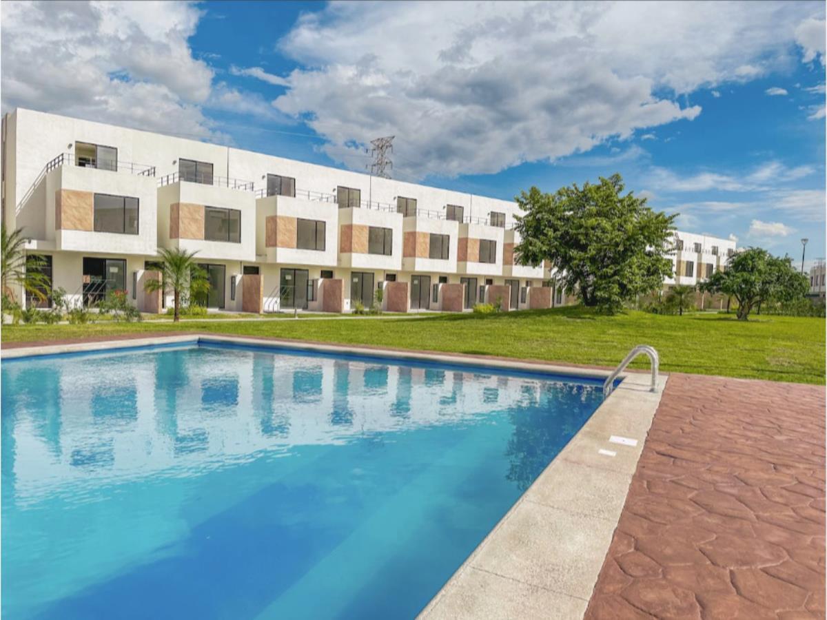 Casa en venta en Real Santa Fe, Xochitepec — foto 1 de 18