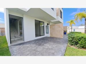 Casa en venta en Real Santa Fe, Xochitepec — foto 3 de 18
