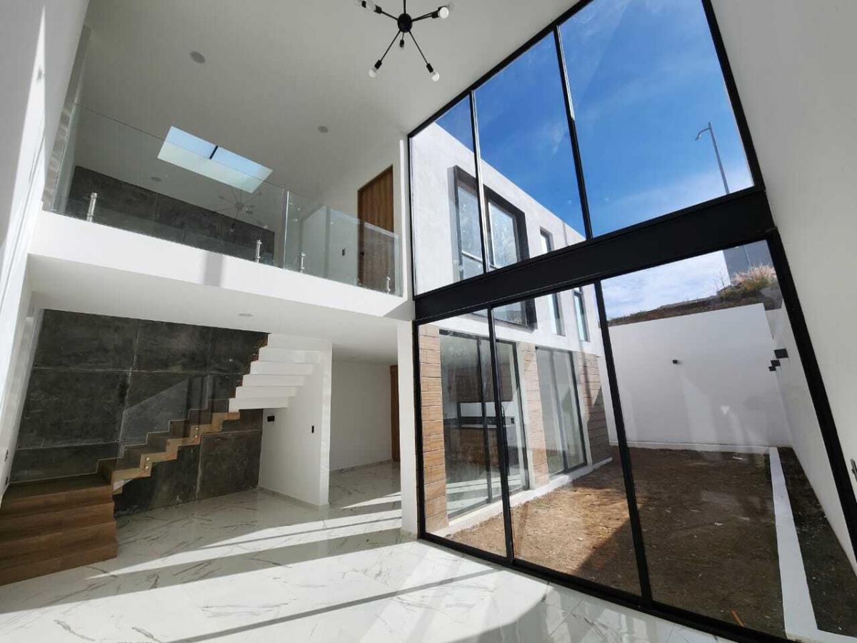 Casa en venta en Loma Alta, Morelia — foto 1 de 27