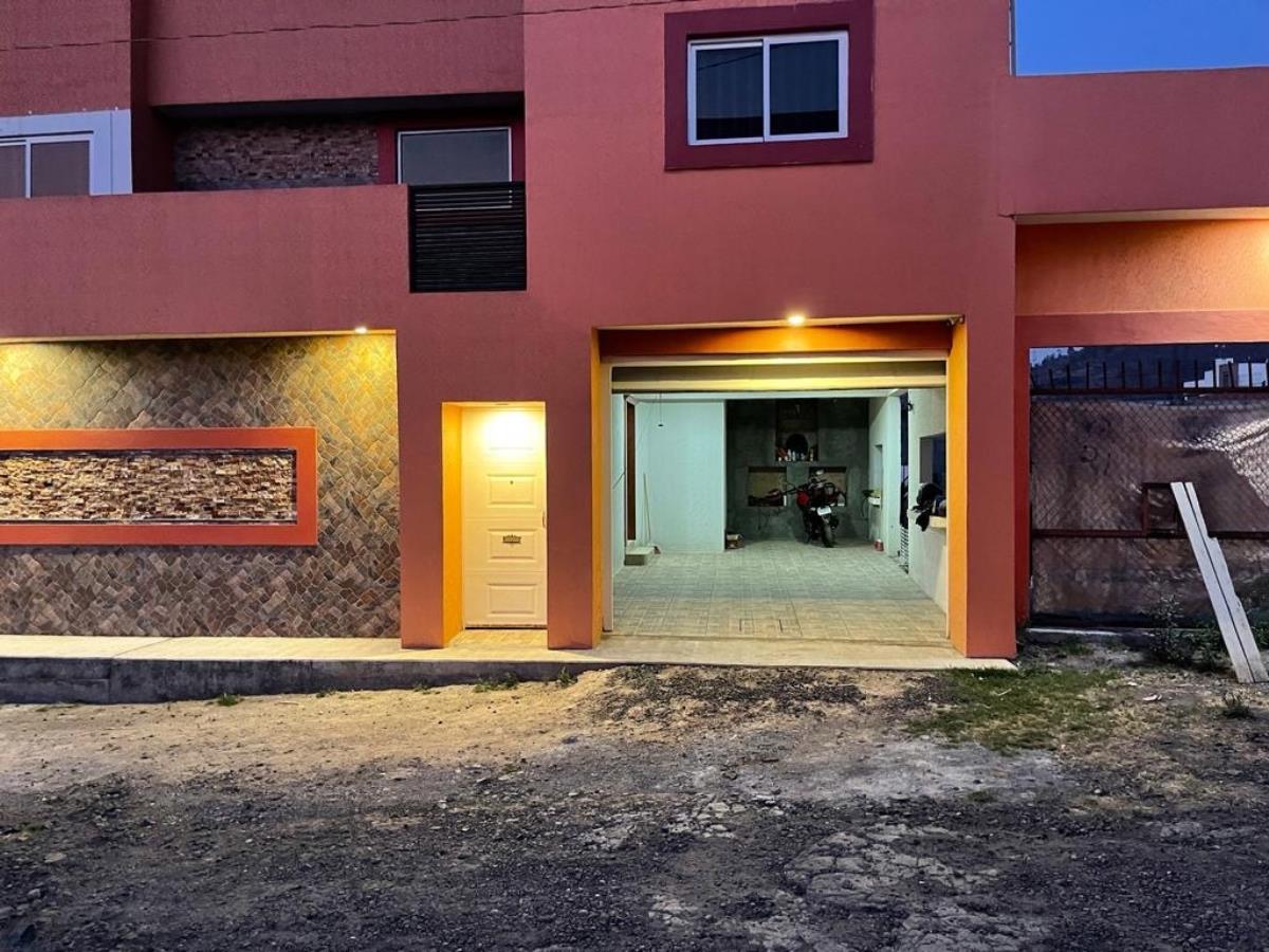 Casa en venta en Los Pirules, Morelia — foto 1 de 33