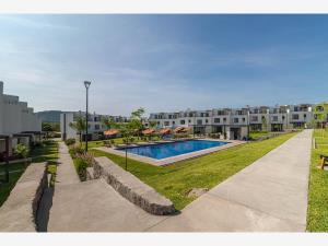 Casa en venta en Real Santa Fe, Xochitepec — foto 3 de 38