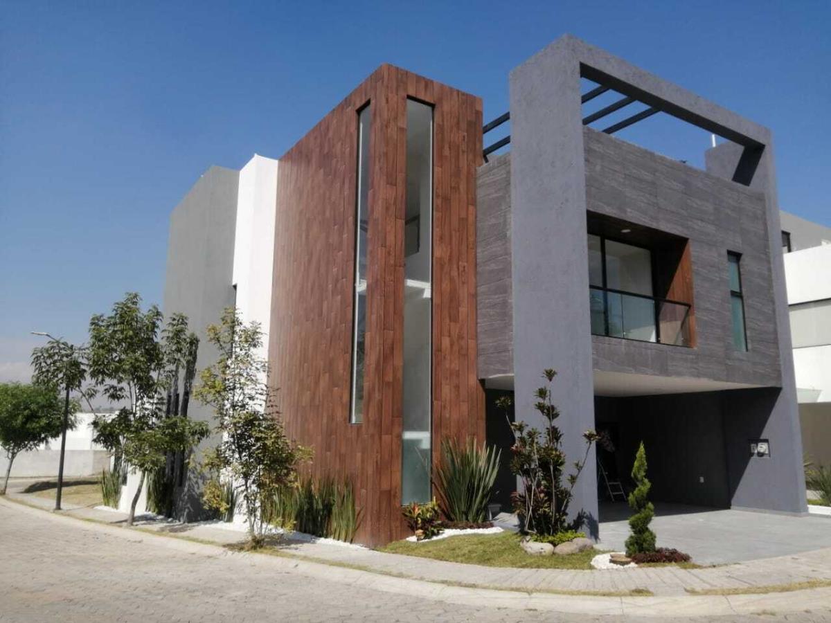 Casa en venta en Lomas de Angelópolis, San Andrés Cholula — foto 1 de 20