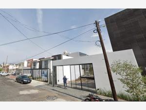 Casa en El Colli Urbano 1a. Sección, Zapopan, Jalisco