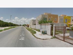 Casa en Las Palmas, Playa del Carmen, Quintana Roo — foto 1 de 4