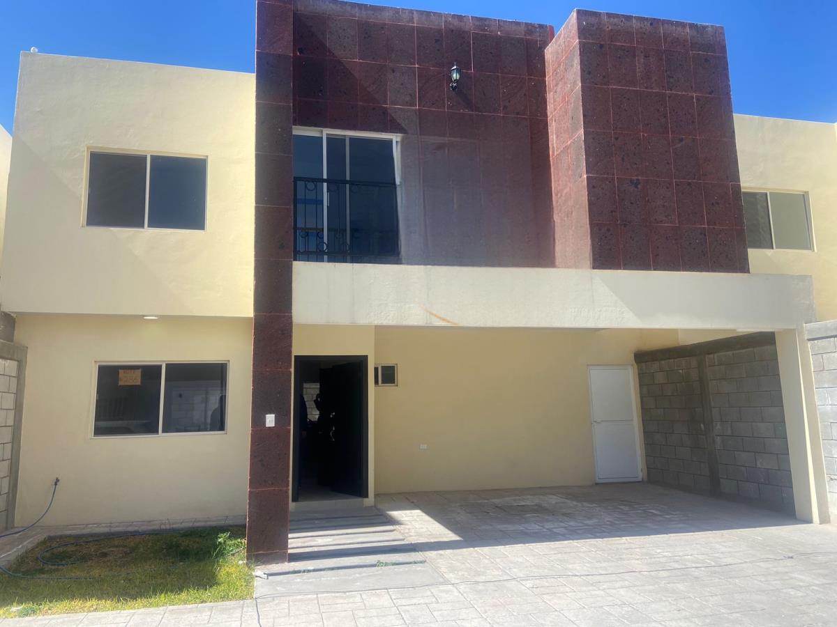 Casa en Venta en Los Cedros, Gómez Palacio, Durango