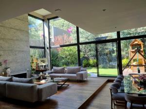 Casa en venta en Paseo de las Lomas, Álvaro Obregón — foto 2 de 32