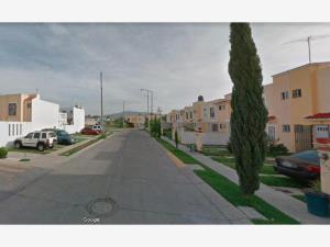 Casa en venta en Villa Fontana, San Pedro Tlaquepaque — foto 2 de 5