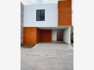 Casa en Villas de Palermo, León, Guanajuato