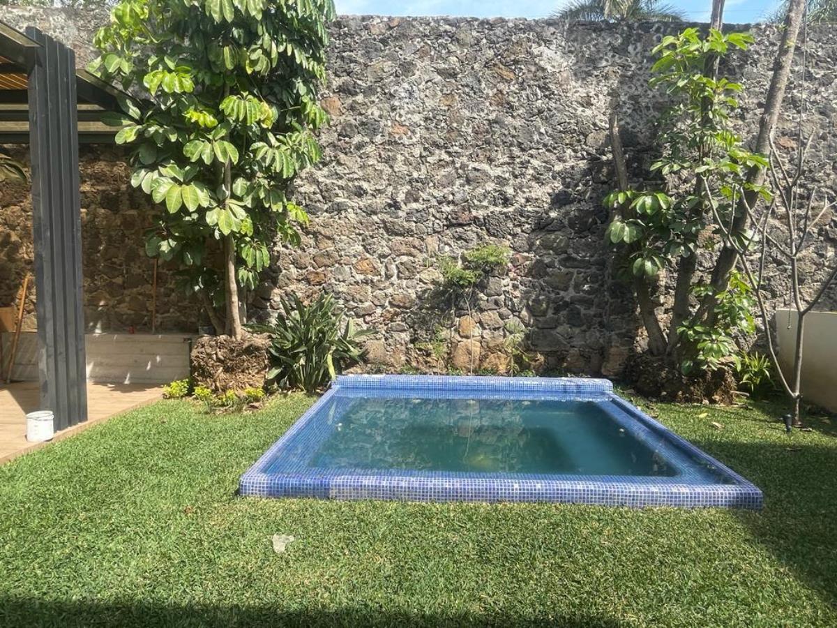 Casa en venta en Rancho Cortes, Cuernavaca — foto 1 de 23