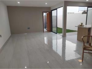 Casa en venta en Lomas de la Rioja, Alvarado — foto 2 de 24