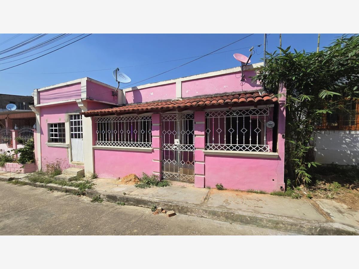 Casa en venta en Lindavista, Acayucan — foto 1 de 8