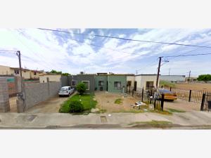 Casa en venta en Misión del Valle, Mexicali — foto 2 de 19