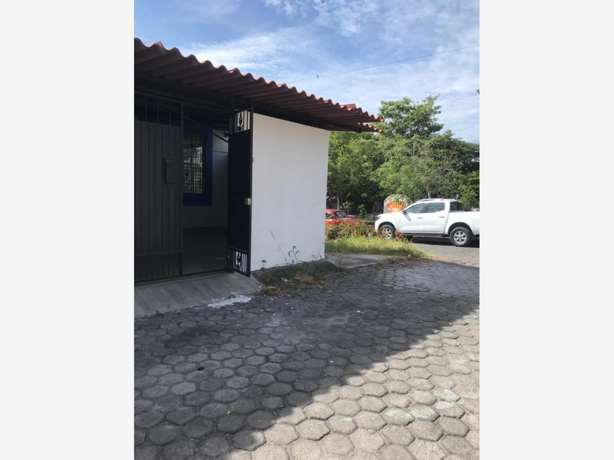 Casa en venta en Villas de Bugambilias, Villa de Álvarez — foto 1 de 13