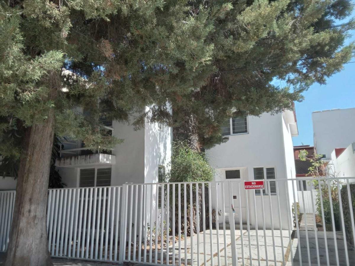 Casa en renta en La Alteza, Naucalpan de Juárez — foto 1 de 23