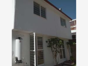 Casa en renta en La Alteza, Naucalpan de Juárez — foto 3 de 23