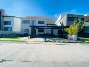 Casa en venta en Paraíso Country Club, Emiliano Zapata — foto 2 de 54