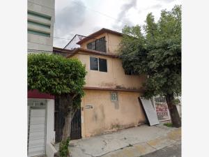 Casa en Las Alamedas, Atizapán de Zaragoza, México