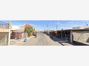 Casa en venta en Juventud Deportiva 2000, Mexicali — foto 2 de 5