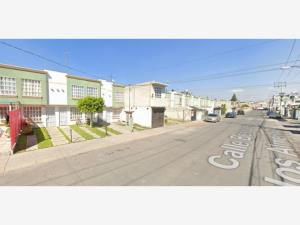 Casa en venta en Los Héroes Tecámac II, Tecámac — foto 2 de 5