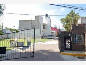Casa en Industrial El Pueblito, Corregidora, Querétaro