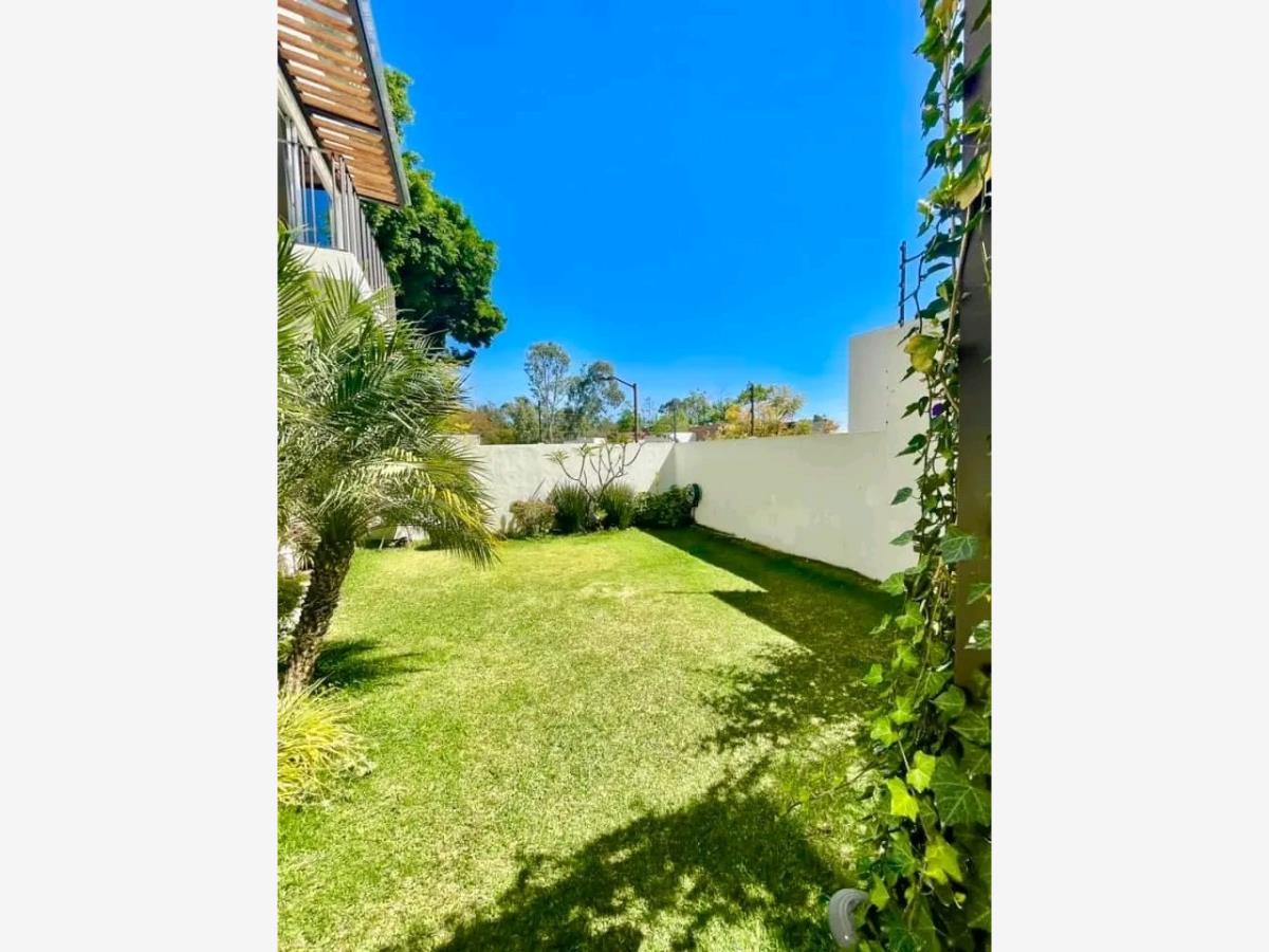 Casa en venta en Tetela del Monte, Cuernavaca — foto 1 de 24