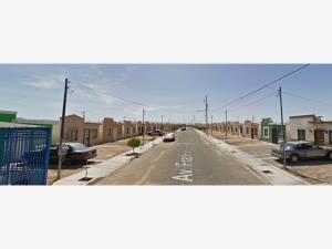 Casa en venta en Villa Lomas Altas, Mexicali — foto 2 de 5