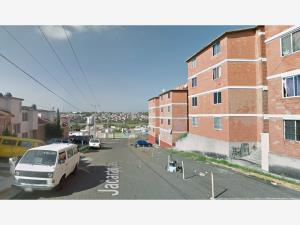 Casa en venta en Las Jacarandas, Morelia — foto 2 de 9