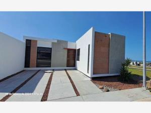 Casa en Lomas de la Rioja, Alvarado, Veracruz de Ignacio de la Llave