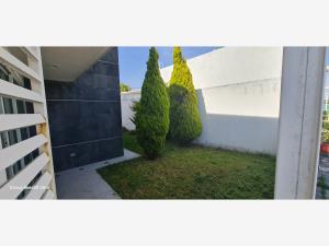 Casa en venta en San Bernardino Tlaxcalancingo, San Andrés Cholula — foto 2 de 21