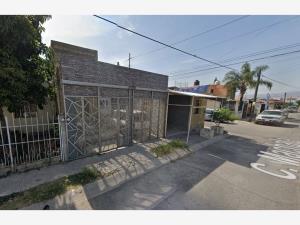Casa en Hacienda Santa Fe, Tlajomulco de Zúñiga, Jalisco