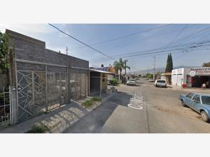Casa en venta en Hacienda Santa Fe, Tlajomulco de Zúñiga — foto 2 de 7