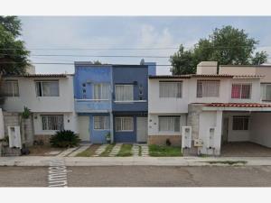 Casa en venta en El Pueblito Centro, Corregidora — foto 2 de 4