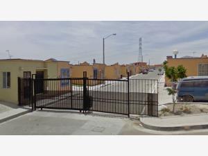 Casa en Real de San Francisco, Tijuana, Baja California