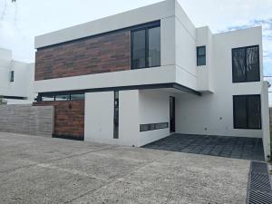 Casa en venta en Lomas de Atzingo, Cuernavaca — foto 2 de 79