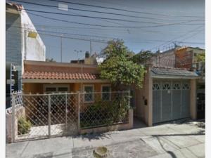 Casa en venta en Arcos de Zapopan 1a. Sección, Zapopan — foto 3 de 10