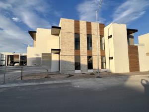 Casa en venta en Los Viñedos, Torreón — foto 3 de 25