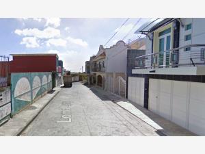 Casa en venta en Lomas Del Valle, Uruapan — foto 3 de 8
