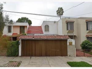 Casa en venta en La Estancia, Zapopan — foto 2 de 12