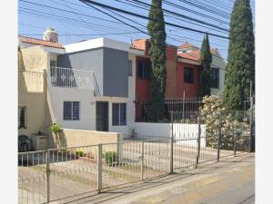 Casa en venta en Hacienda Del Tepeyac, Zapopan — foto 2 de 10
