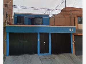 Casa en venta en Lomas de Vista Bella, Morelia — foto 2 de 7