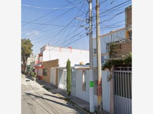 Casa en venta en Jardines de Santa Clara, Ecatepec de Morelos — foto 3 de 12