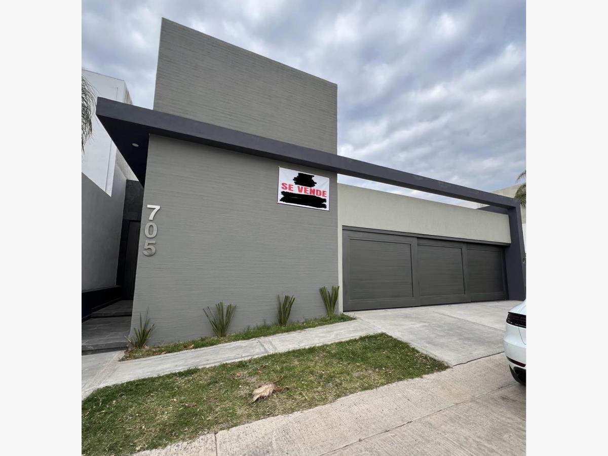 Casa en venta en Cañada del Refugio, León — foto 1 de 30