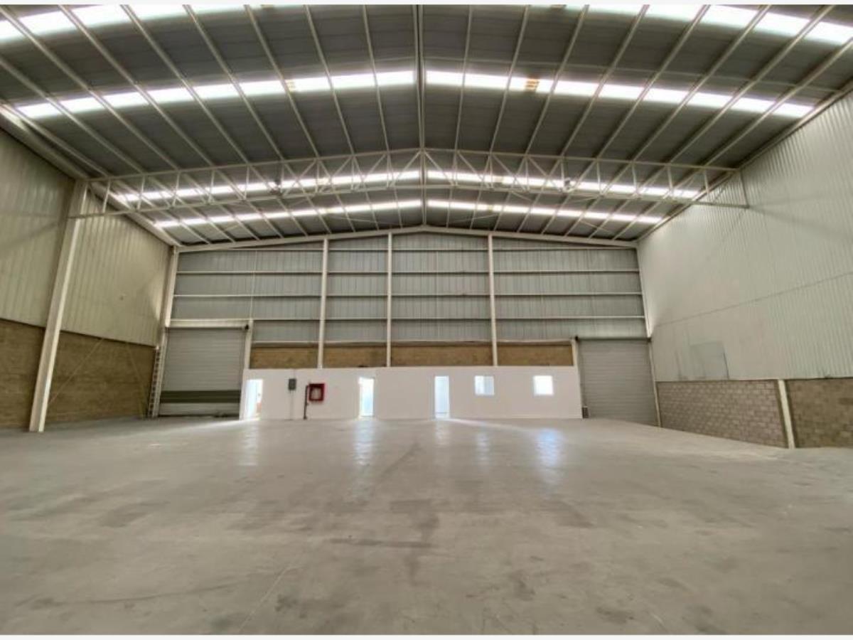 Bodega en renta en La Venta del Astillero, Zapopan — foto 1 de 4