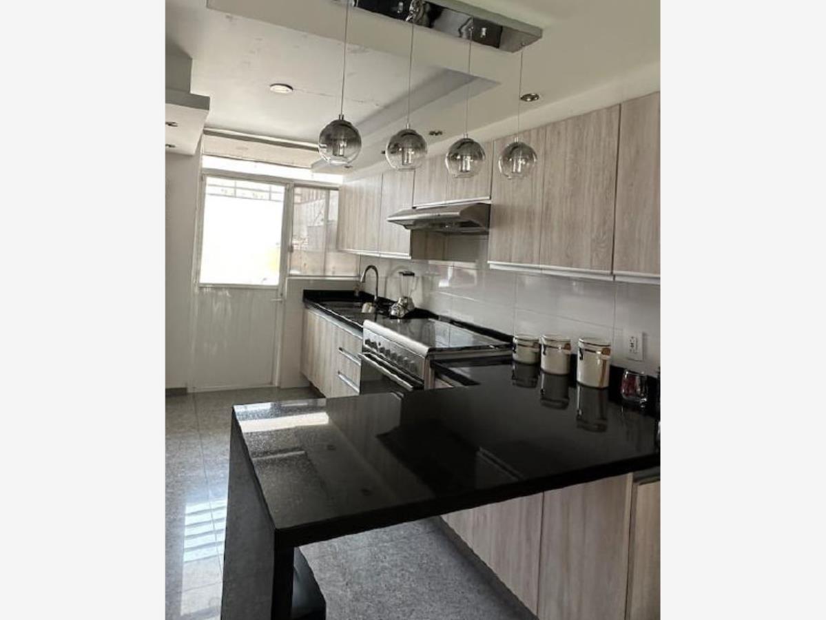 Casa en venta en El Dean, Guadalajara — foto 1 de 9